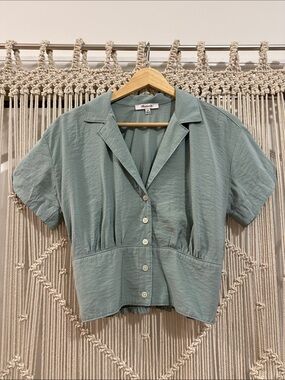 Madewell Drapey Banded Bottom Button-Up Blouse in Pale Celadon